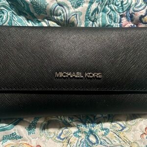 MICHAEL Michael Kors Black Travel Wallet